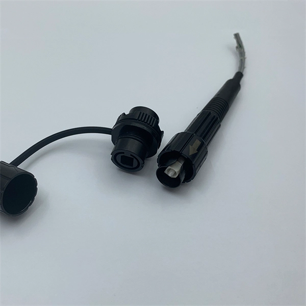 How to connect two fiber optic splitters 