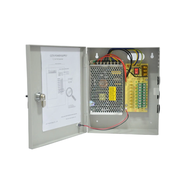 How many cores are in a fiber optic distribution box 